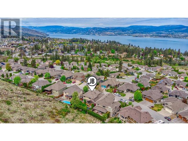 5254 Cobble Cres, House detached with 4 bedrooms, 4 bathrooms and 2 parking in Kelowna BC | Image 9