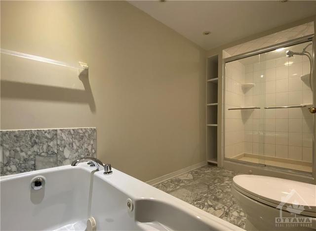 202 - 11 Durham Private, Condo with 2 bedrooms, 2 bathrooms and 1 parking in Ottawa ON | Image 27