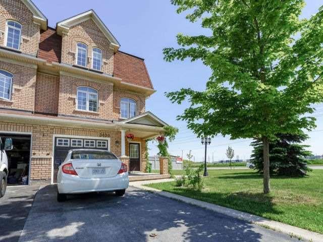 3630 Southwick St, House semidetached with 3 bedrooms, 3 bathrooms and 2 parking in Mississauga ON | Image 3