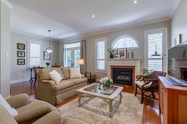 141 Creek Path Ave, House detached with 3 bedrooms, 4 bathrooms and 5 parking in Oakville ON | Image 7