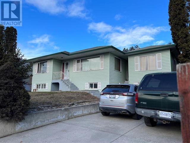 4007 30 Ave, House detached with 4 bedrooms, 2 bathrooms and 1 parking in Vernon BC | Image 1