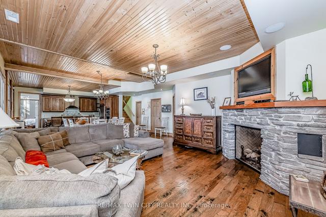 1347 Rosseau Rd, House detached with 5 bedrooms, 4 bathrooms and 5 parking in Muskoka Lakes ON | Image 7