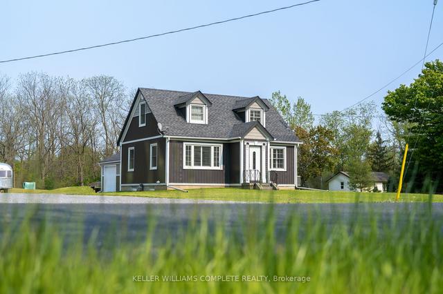 560 Rose Hill Rd, House detached with 3 bedrooms, 1 bathrooms and 7 parking in Fort Erie ON | Image 1
