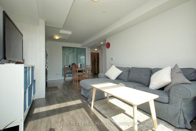 317 - 251 Manitoba St, Condo with 2 bedrooms, 1 bathrooms and 1 parking in Toronto ON | Image 2