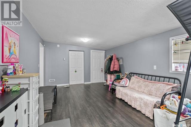 547 19th St W, House detached with 3 bedrooms, 2 bathrooms and null parking in Prince Albert SK | Image 19