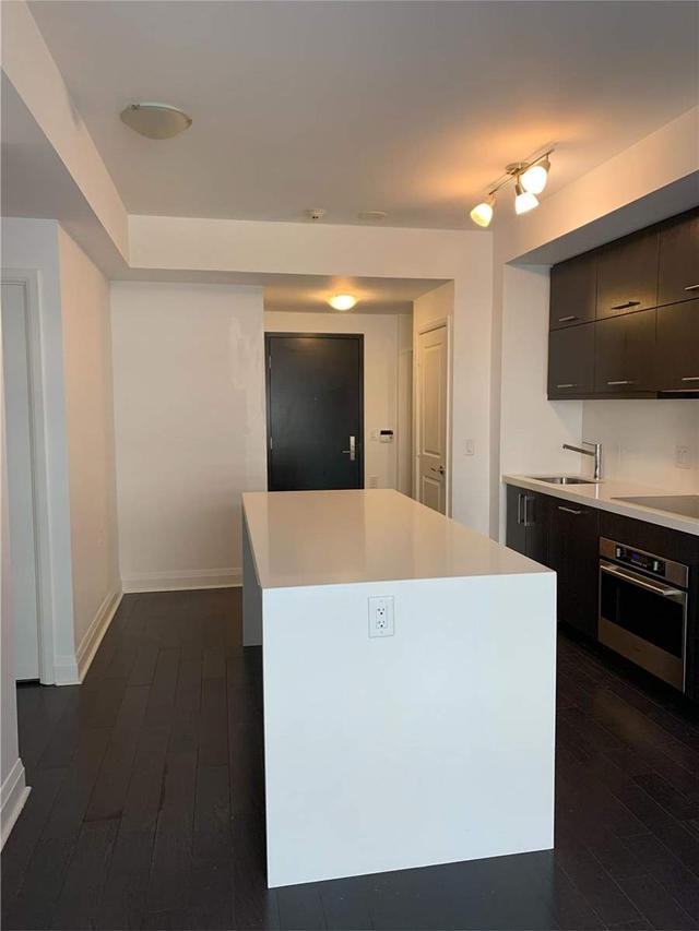 1011 - 1080 Bay St, Condo with 1 bedrooms, 1 bathrooms and 0 parking in Toronto ON | Image 12