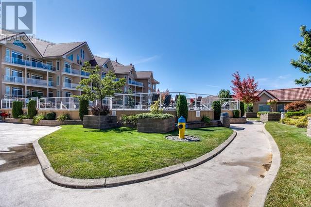 430 - 1088 Sunset Dr, Condo with 2 bedrooms, 2 bathrooms and 2 parking in Kelowna BC | Image 42