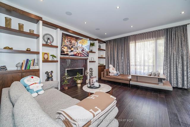 216 Olive Ave, House detached with 4 bedrooms, 7 bathrooms and 6 parking in Toronto ON | Image 8