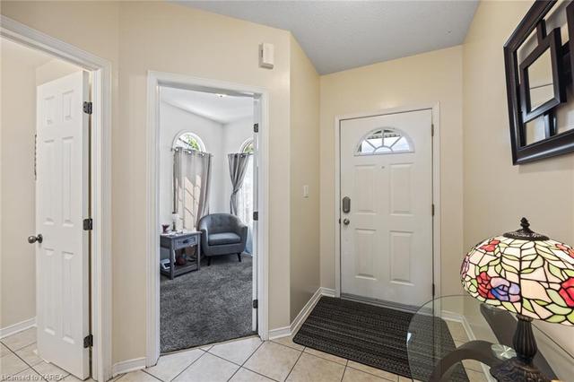 1028 Rainbow Cres, House detached with 3 bedrooms, 2 bathrooms and 3 parking in Kingston ON | Image 34