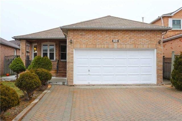 104 Torrance Wood, House detached with 3 bedrooms, 3 bathrooms and 4 parking in Brampton ON | Image 1