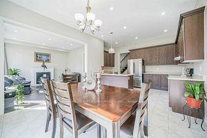 395 Windfields Farm Dr W, House detached with 4 bedrooms, 4 bathrooms and 4 parking in Oshawa ON | Image 2
