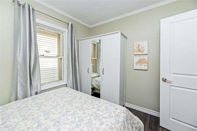 38 Tuxedo Ave N, House detached with 2 bedrooms, 2 bathrooms and 3 parking in Hamilton ON | Image 8