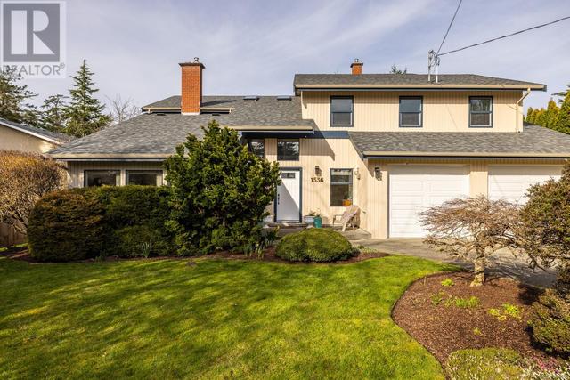 1536 Ash Rd, House detached with 5 bedrooms, 4 bathrooms and 6 parking in Saanich BC | Image 42