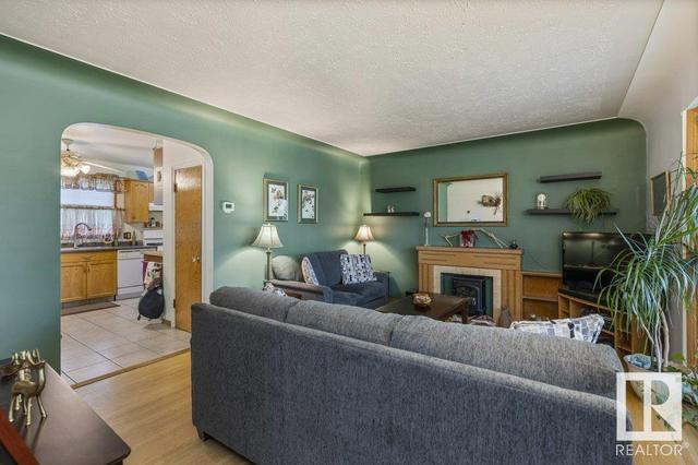 10927 132 St Nw, House detached with 3 bedrooms, 2 bathrooms and null parking in Edmonton AB | Image 5