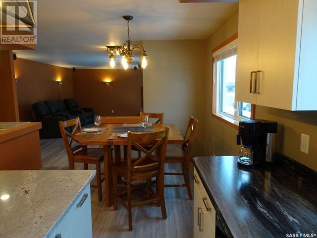 33 Second Ave Nw, House detached with 4 bedrooms, 2 bathrooms and null parking in Preeceville SK | Image 5