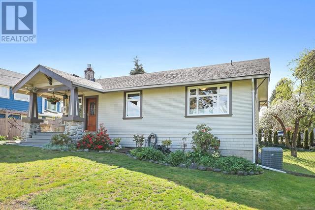 528 3rd St, House detached with 2 bedrooms, 2 bathrooms and 2 parking in Courtenay BC | Image 24