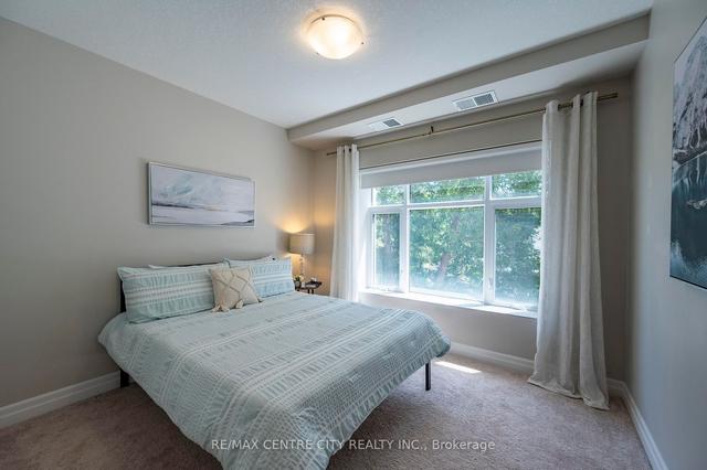 210 - 235 John St N, Condo with 1 bedrooms, 1 bathrooms and 1 parking in Stratford ON | Image 3