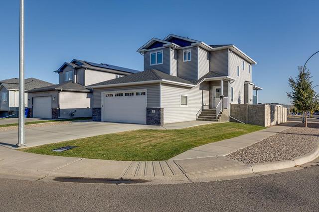 4 Somerside Way Se, House detached with 3 bedrooms, 3 bathrooms and 4 parking in Medicine Hat AB | Image 5