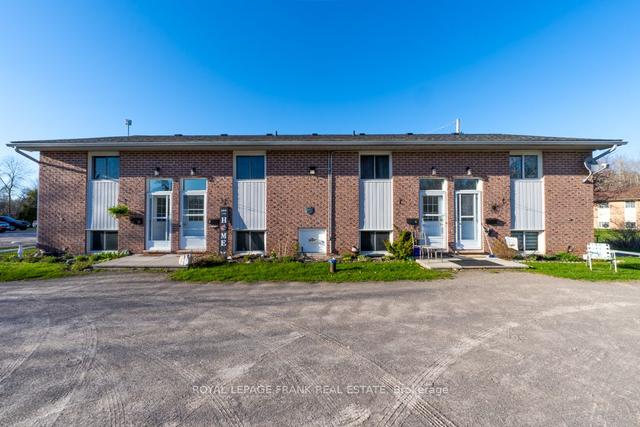 a - 107 Rita Cres, Townhouse with 2 bedrooms, 1 bathrooms and 2 parking in Kawartha Lakes ON | Image 14