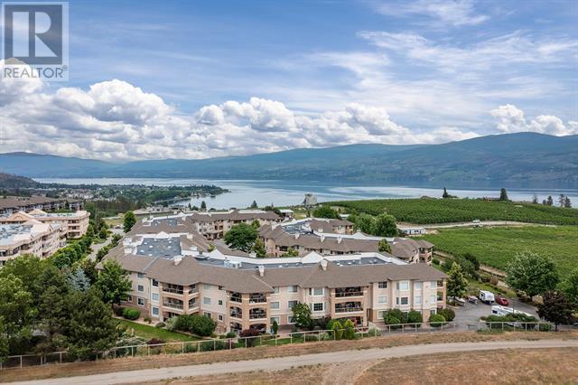113 - 3870 Brown Rd, Condo with 2 bedrooms, 2 bathrooms and 1 parking in West Kelowna BC | Image 2