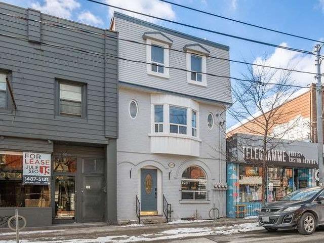 190 Ossington Ave, Home with 6 bedrooms, 3 bathrooms and 2 parking in Toronto ON | Image 12