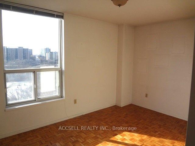 1012 - 85 Emmett Ave, Condo with 3 bedrooms, 2 bathrooms and 1 parking in Toronto ON | Image 4