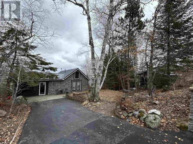 402c Reef Point Rd, House detached with 2 bedrooms, 2 bathrooms and null parking in Rainy River, Unorganized ON | Image 8