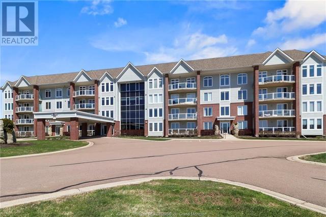 108 - 185 Royal Oaks Blvd, Condo with 2 bedrooms, 2 bathrooms and null parking in Moncton NB | Image 2