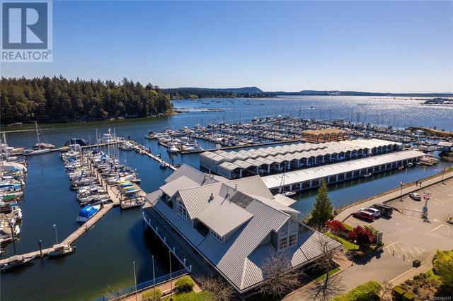 101 - 550 Blue Girl Way, Condo with 3 bedrooms, 2 bathrooms and 1 parking in Nanaimo BC | Image 44