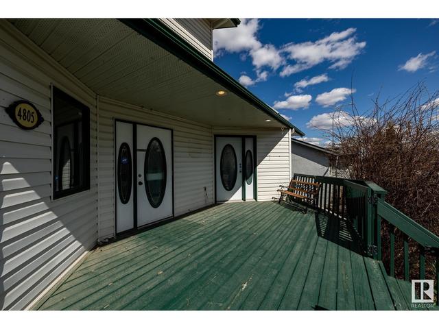4805 52 Ave, House detached with 4 bedrooms, 3 bathrooms and null parking in Stony Plain AB | Image 3