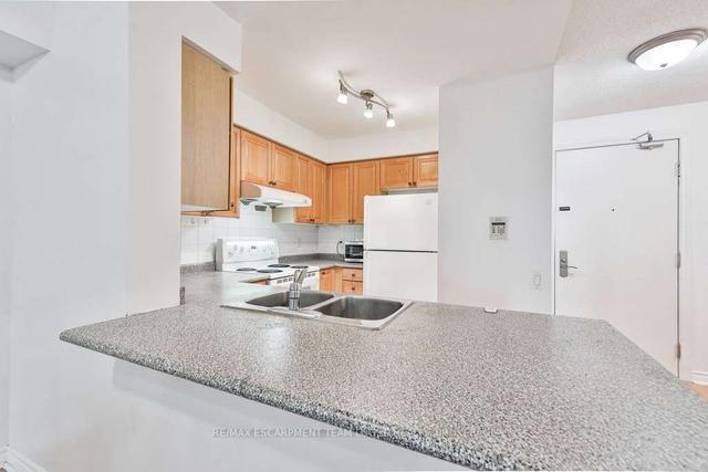 211 - 61 Town Centre Crt, Condo with 1 bedrooms, 1 bathrooms and 1 parking in Toronto ON | Image 3