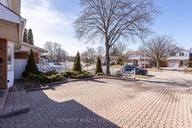 2298 Council Ring Rd, House semidetached with 3 bedrooms, 3 bathrooms and 3 parking in Mississauga ON | Image 23
