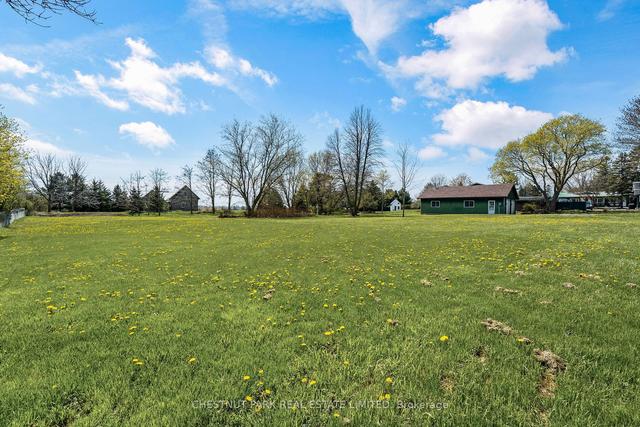 425 Bloomfield Main St, House detached with 2 bedrooms, 1 bathrooms and 10 parking in Prince Edward County ON | Image 26