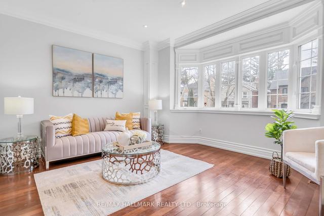 104 Mayfield Ave, House detached with 4 bedrooms, 4 bathrooms and 3 parking in Toronto ON | Image 32