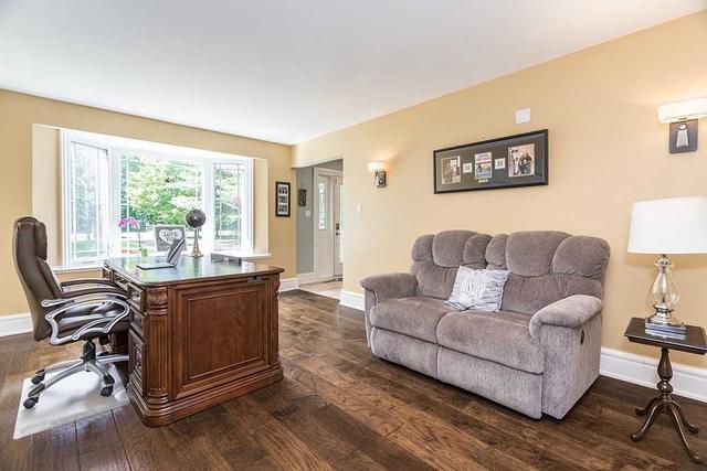 1602 Kale Dr, House detached with 4 bedrooms, 4 bathrooms and 10 parking in Innisfil ON | Image 4