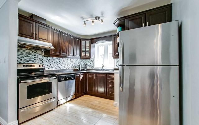 464 Warden Ave, House detached with 3 bedrooms, 3 bathrooms and 3 parking in Toronto ON | Image 4