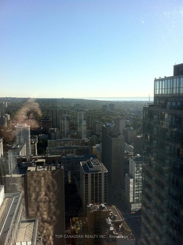 4406 - 832 Bay St, Condo with 1 bedrooms, 1 bathrooms and 0 parking in Toronto ON | Image 9