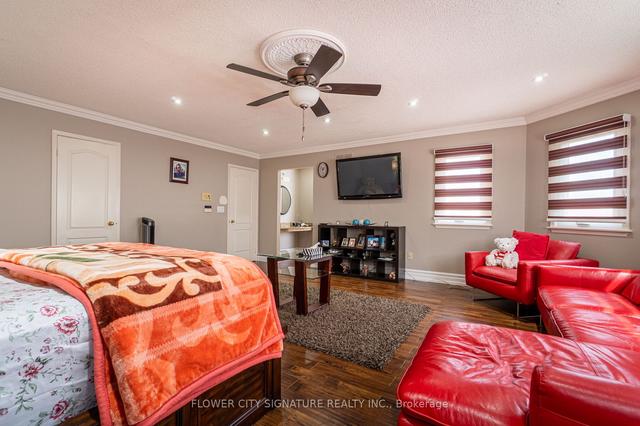 4 Perth St, House detached with 4 bedrooms, 4 bathrooms and 6 parking in Brampton ON | Image 21
