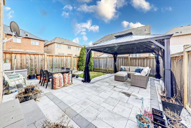 56 Stargazer Cres, House semidetached with 4 bedrooms, 4 bathrooms and 3 parking in Markham ON | Image 28