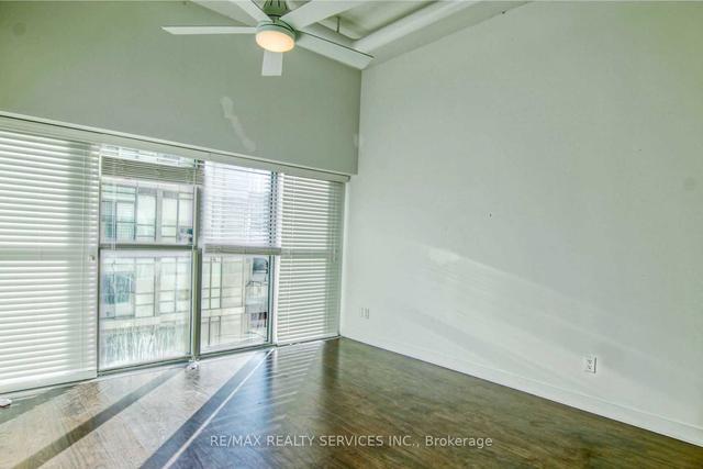 309 - 2 Fieldway Rd, Condo with 2 bedrooms, 2 bathrooms and 1 parking in Toronto ON | Image 5
