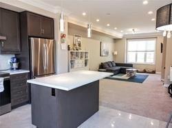 403 Hardwick Common Dr, House attached with 3 bedrooms, 3 bathrooms and 2 parking in Oakville ON | Image 4