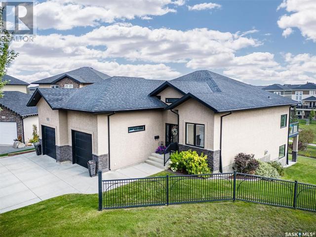 610 Wilkins Terr, House detached with 5 bedrooms, 3 bathrooms and null parking in Saskatoon SK | Image 2