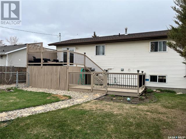 612 3rd St N, House detached with 4 bedrooms, 2 bathrooms and null parking in Martensville SK | Image 30