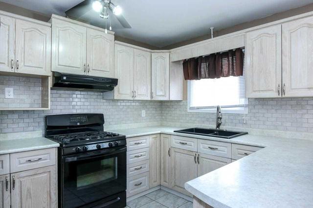 1022 Janette St, House detached with 3 bedrooms, 3 bathrooms and 8 parking in Newmarket ON | Image 11