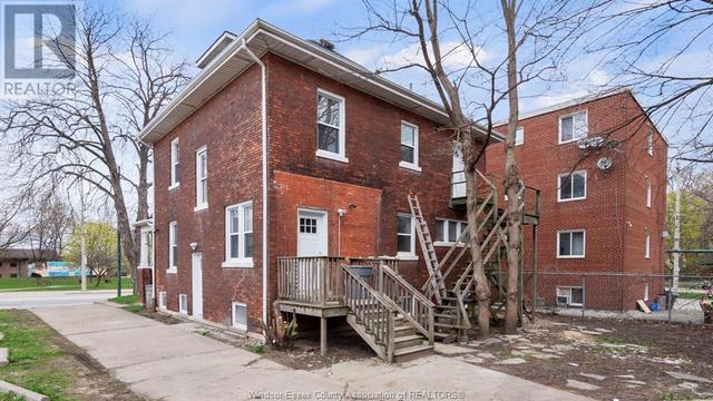 3111 Sandwich, House detached with 12 bedrooms, 4 bathrooms and null parking in Windsor ON | Image 27