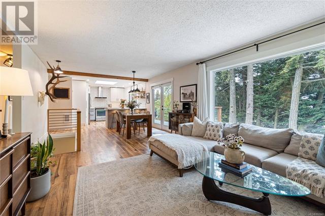 2720 Labieux Rd, House detached with 4 bedrooms, 3 bathrooms and 6 parking in Nanaimo BC | Image 22