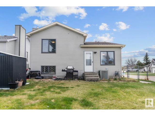 3316 42 Ave Nw, House detached with 4 bedrooms, 3 bathrooms and 4 parking in Edmonton AB | Image 31