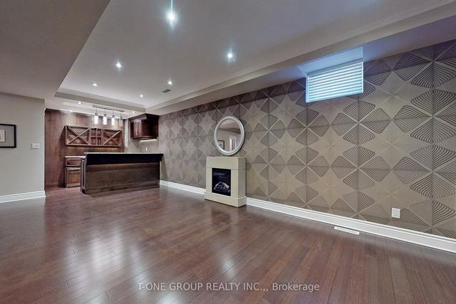 21 Antonini Ct, House detached with 4 bedrooms, 5 bathrooms and 7 parking in Vaughan ON | Image 25