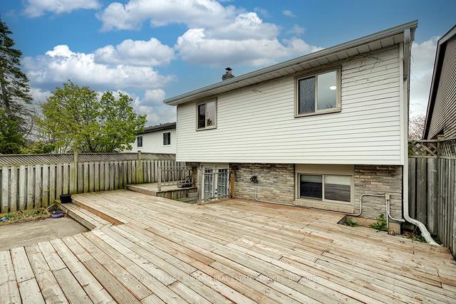 3094 Driftwood Dr, House detached with 3 bedrooms, 2 bathrooms and 3 parking in Burlington ON | Image 15