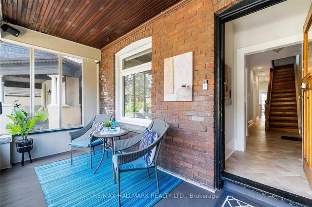 7 Grafton Ave, House semidetached with 3 bedrooms, 2 bathrooms and 2 parking in Toronto ON | Image 22